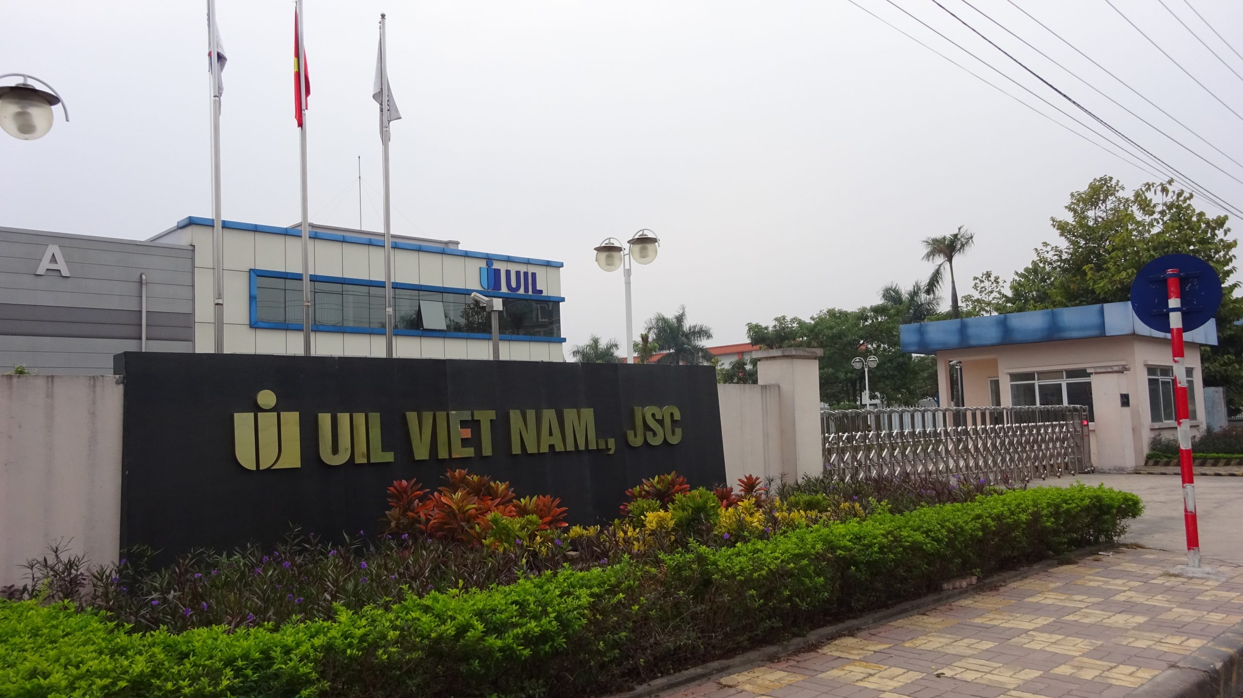 Tổng quan về công ty UIL